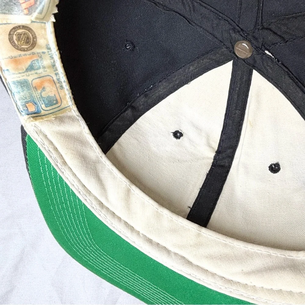Vintage Sports Specialties NBA Entertainment SnapBack Hat Youngan The Twill‎